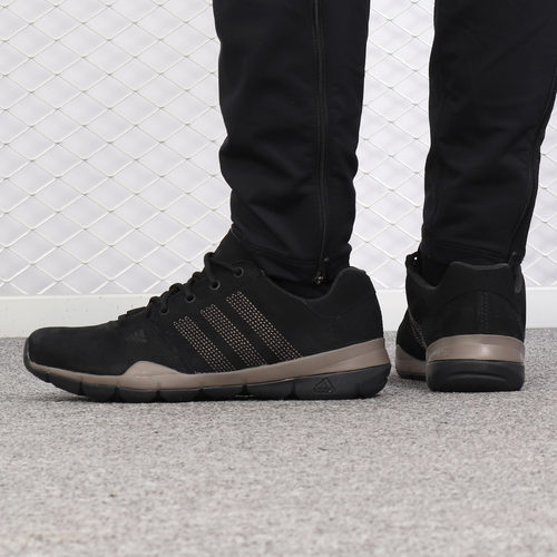 阿迪达斯男越野耐磨登山户外鞋