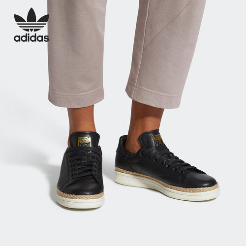 阿迪达斯正品女子板鞋