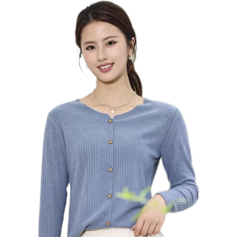 庄泰保暖羊绒蛋白低领女打底衫