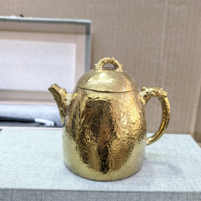 宜兴紫砂秦权茶壶 纯全手工原矿高温柴烧通身描金色精致壶250cc