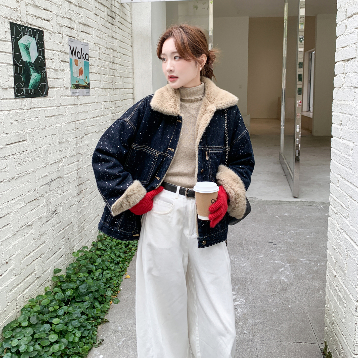 新品主推款牛仔宽松派克服保暖外套2C075-889-P205-K298,女装短外套,菡迪欧娜 新品主推款牛仔宽松派克服保暖外套2C075-889-P205-K298,女装短外套,菡迪欧娜