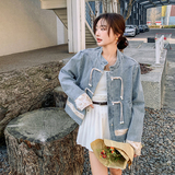 现货附买家秀新中式盘扣牛仔拼接缎面提花外套339-P165-K228，女装短外套，菡迪欧娜