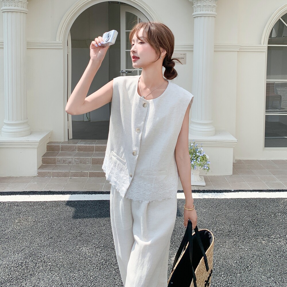 气质米白色蕾丝拼接马甲套装裤女夏2025新款盐系轻熟高级感两件套,女装套装/套裙,2C075