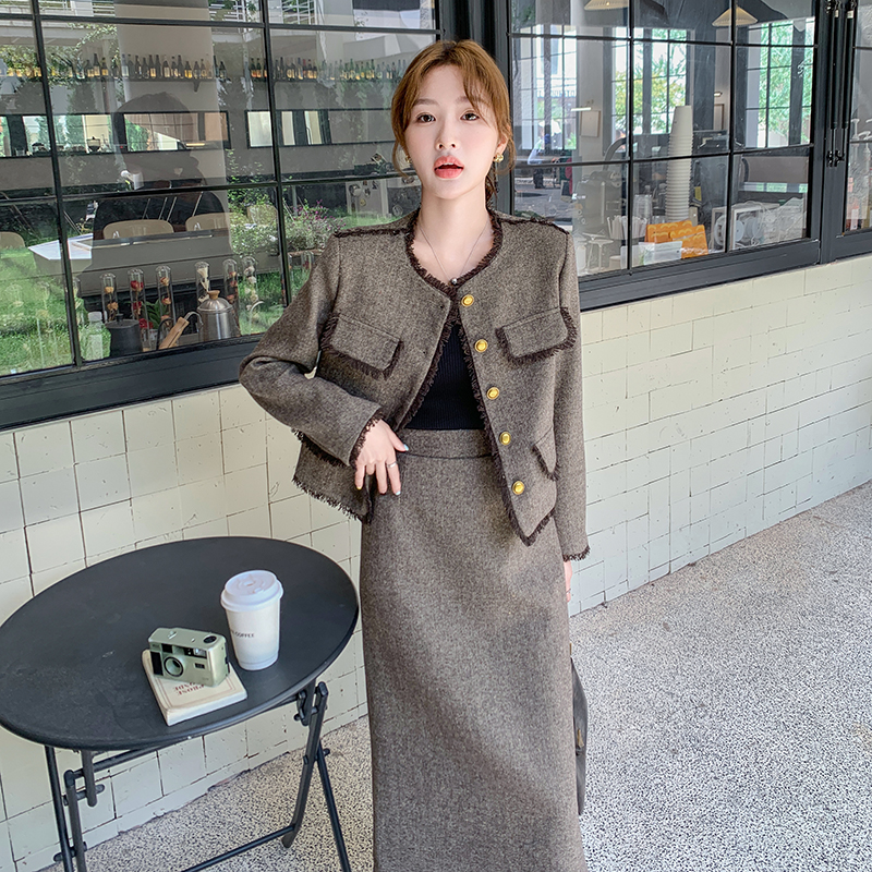新品现货主推款附买家秀小香风两件套676-P185-K268，女装套装/套裙，菡迪欧娜