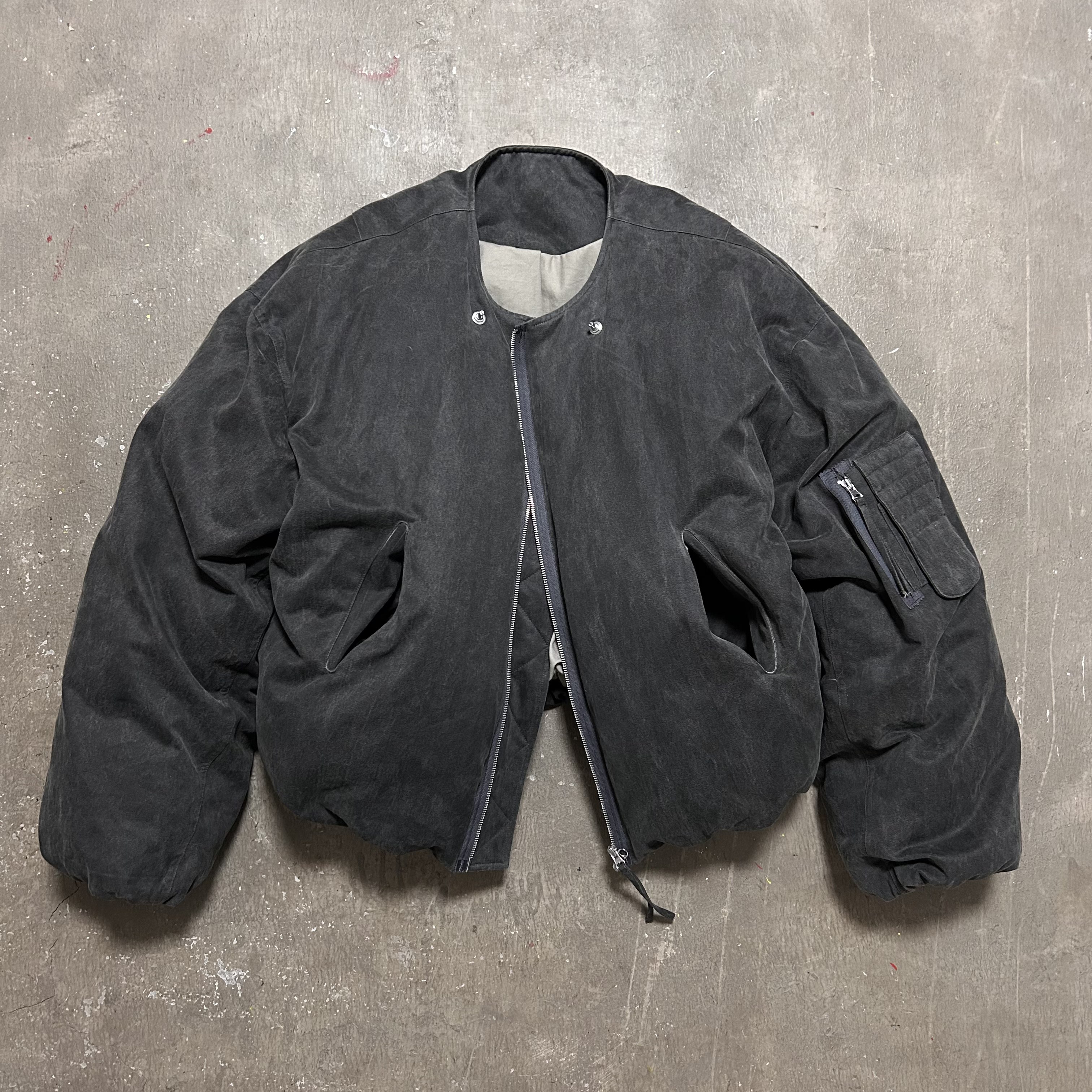 LIFEGOESON26ws"Concretefloor 水泥 Bomber "ma1充棉夹克 太空服