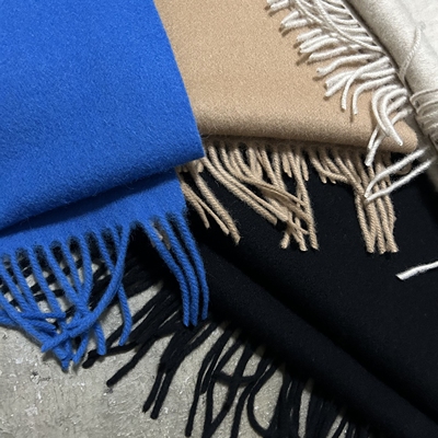 百搭基础流苏羊毛围巾