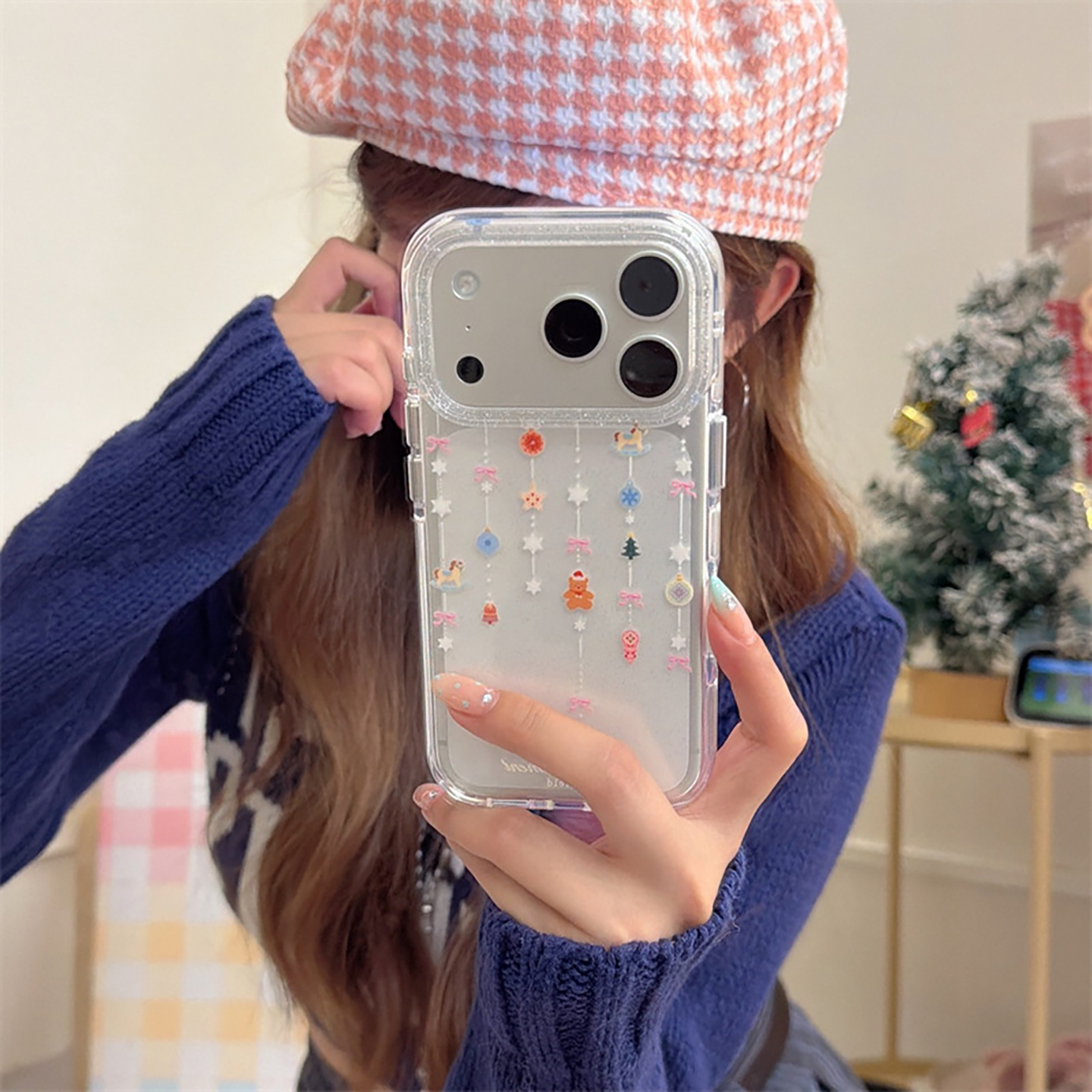 宁宁 可爱圣诞帽小熊雪花木马风铃透闪女iPhone17Pro Mobile Case