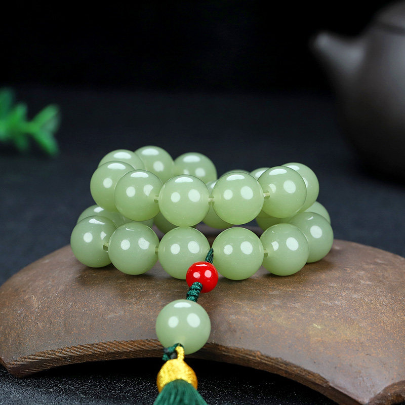 新疆和田玉青白玉手串手持天然湖水绿念珠手持圆珠手链男女把玩珠