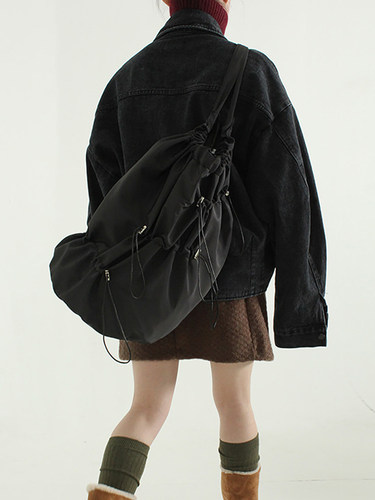 Localmansion韩代抽绳单肩斜挎包