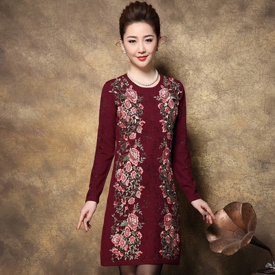 高档绣花连衣裙婚宴喜庆妈妈装