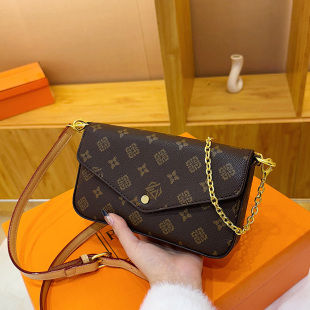 包包女夏链条腋下印花信封包2025新款 百搭轻便小方包 斜挎小包爆款