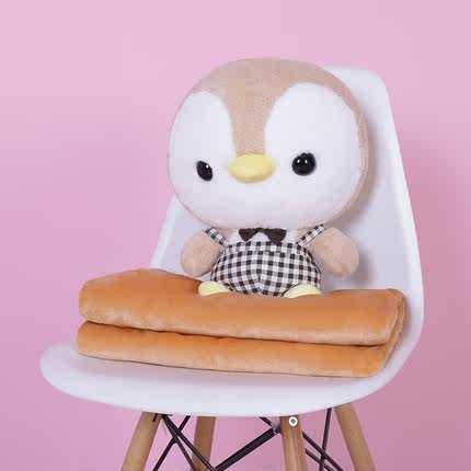 企鹅多功能午睡枕头抱枕被子两用可爱卡通办公室汽车靠垫珊瑚绒被