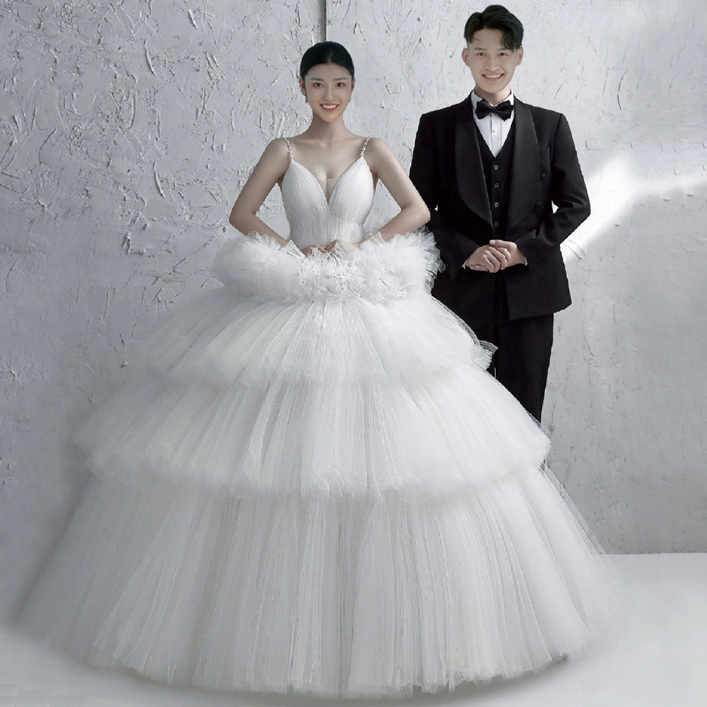 影楼主题服装新款婚纱摄影韩式情侣写真高定内景拍照白色蓬蓬礼服