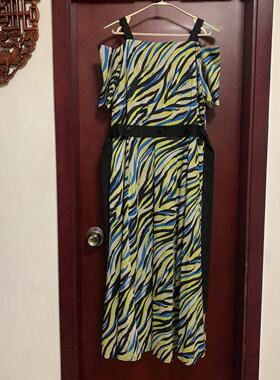 M码全新无吊牌露肩后拉链绑带连衣裙品牌断码捡漏价不退不换慎拍