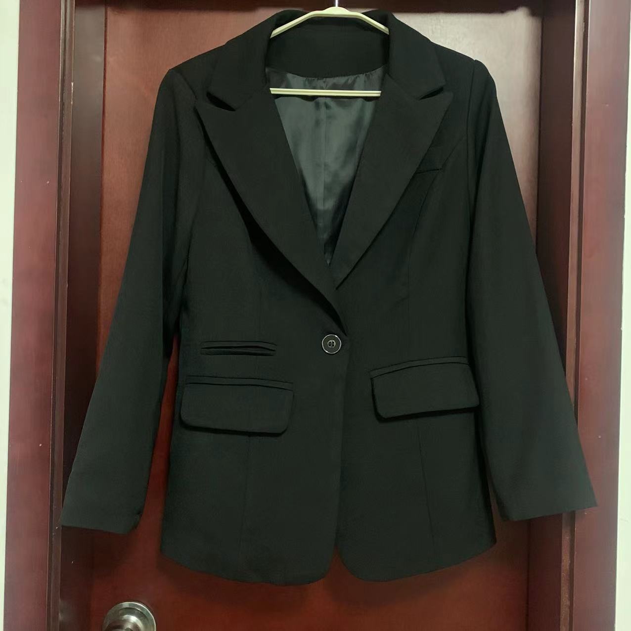 xl女士西装全新吊牌断码行政