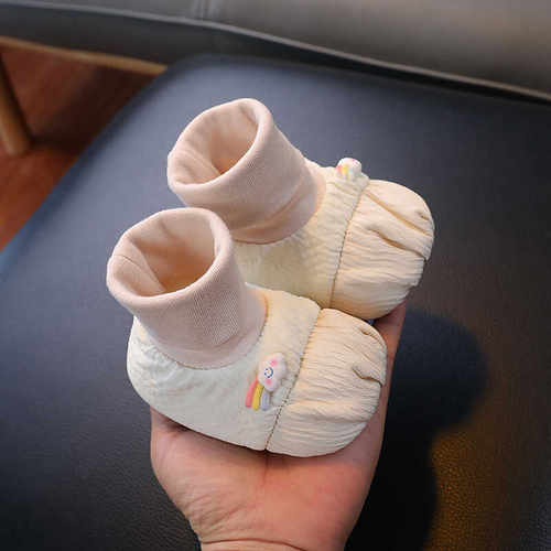 婴儿脚套软底薄款学步鞋可爱春秋