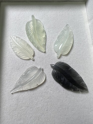 岫玉树叶羽毛吊坠孔配件玉石多样性随机一个