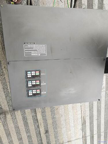 众辰空压机专用变频器XLTP600T一75ky拆机质量好的议价商品