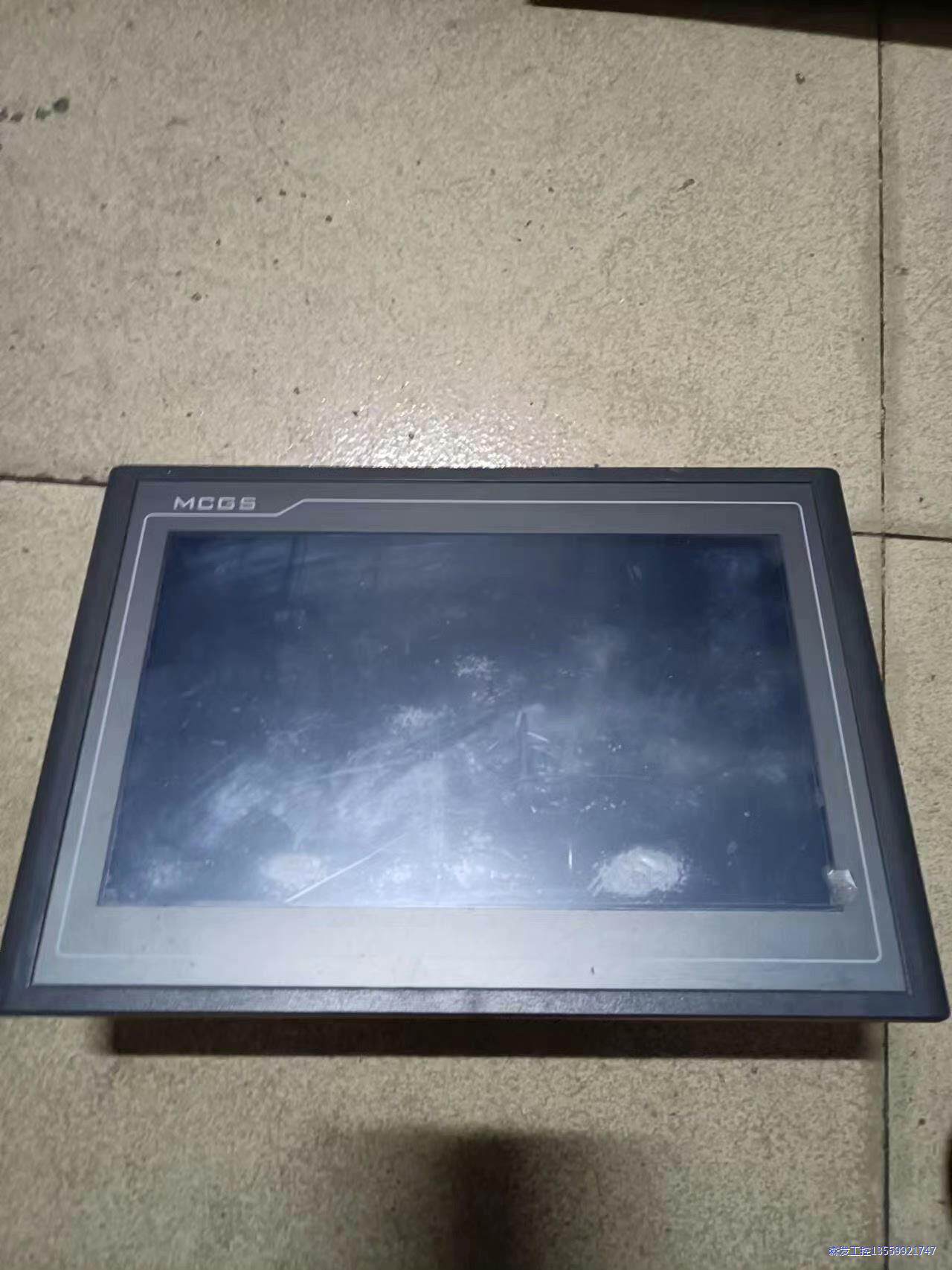 昆仑通态触摸屏 TPC1062k，九成新，功能正常，标价为每议价商品