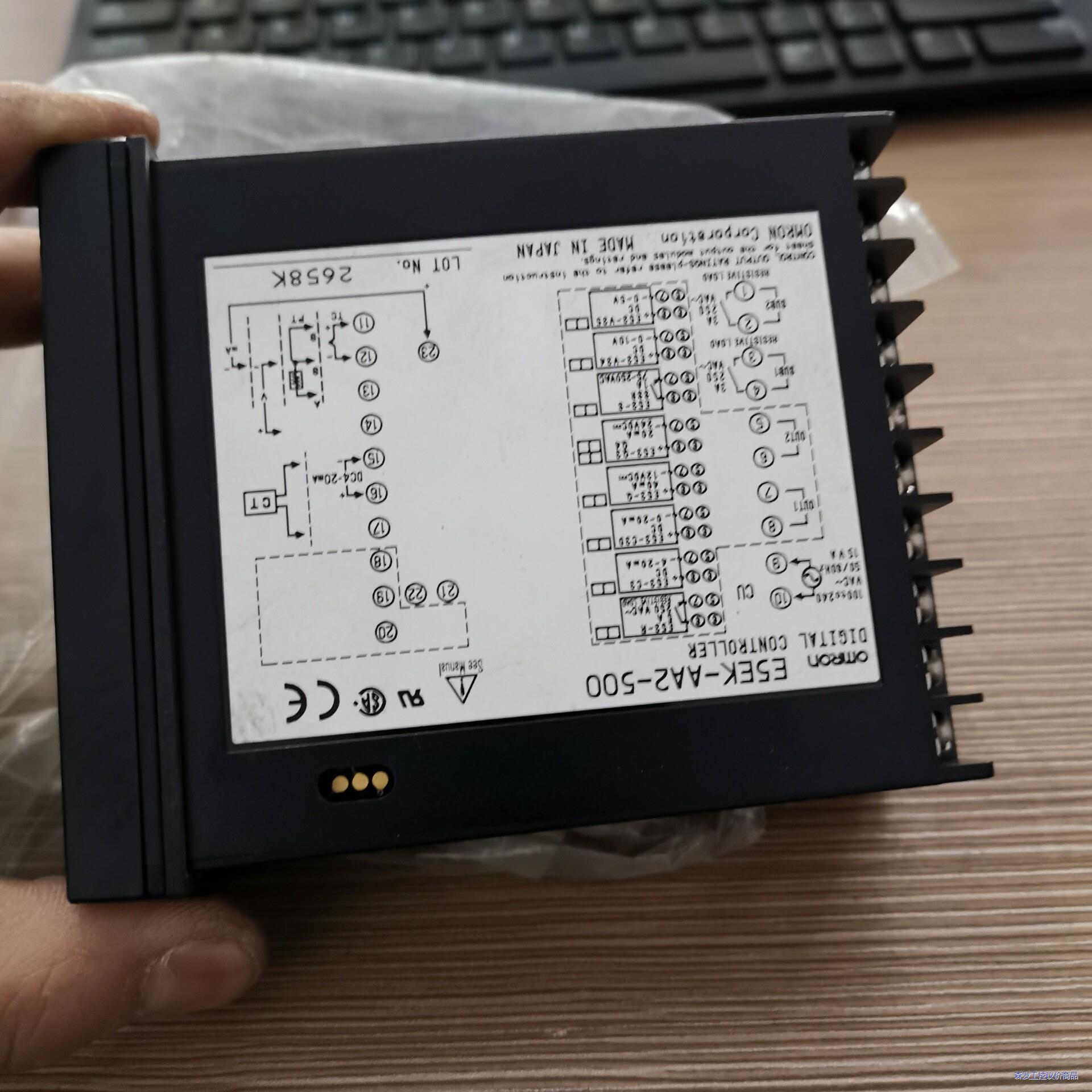 欧姆龙E5EK-AA2-500温度控制器原装999新，无包装议价商品