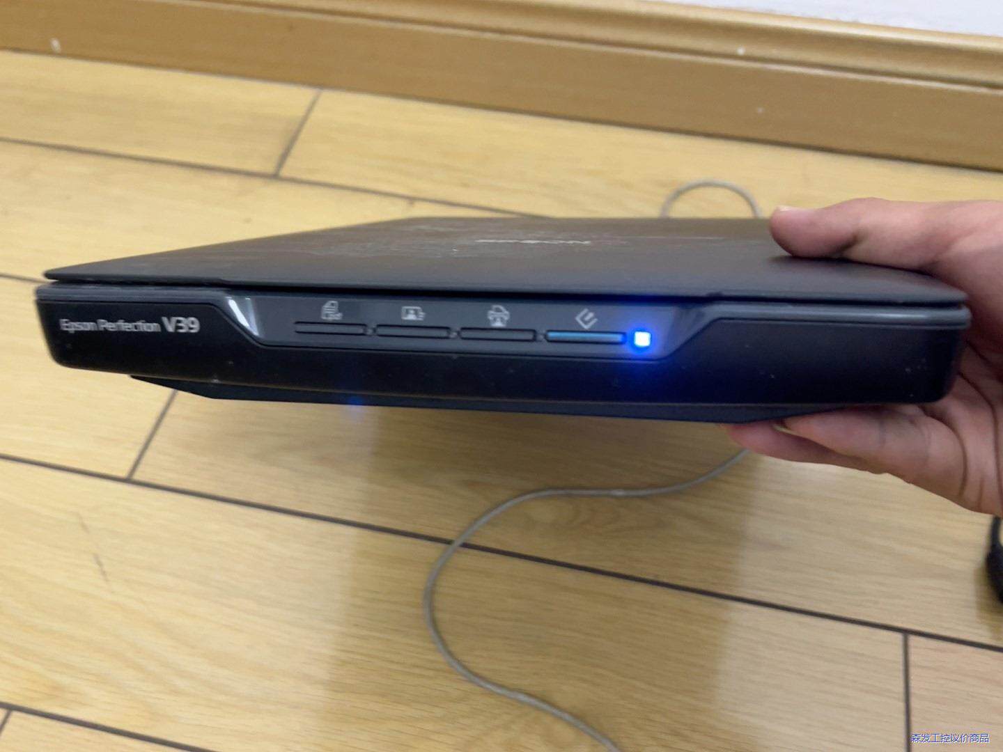 爱普生v39扫描仪！功能包好，成色一般！议价商品