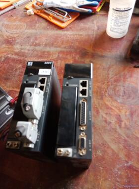 FN路斯特伺服驱动器:HS100M1-N 15A 实物图议价商品