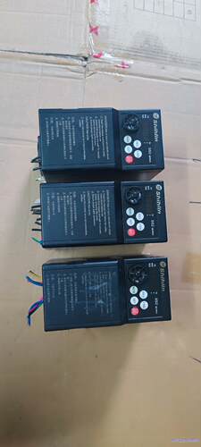 士林变频器SS2一043一1.5K（190元）1.5的有5个议价商品