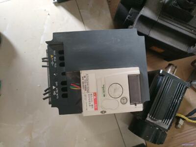 施耐德变频器atv303hu30n4拆机质量好的议价商品