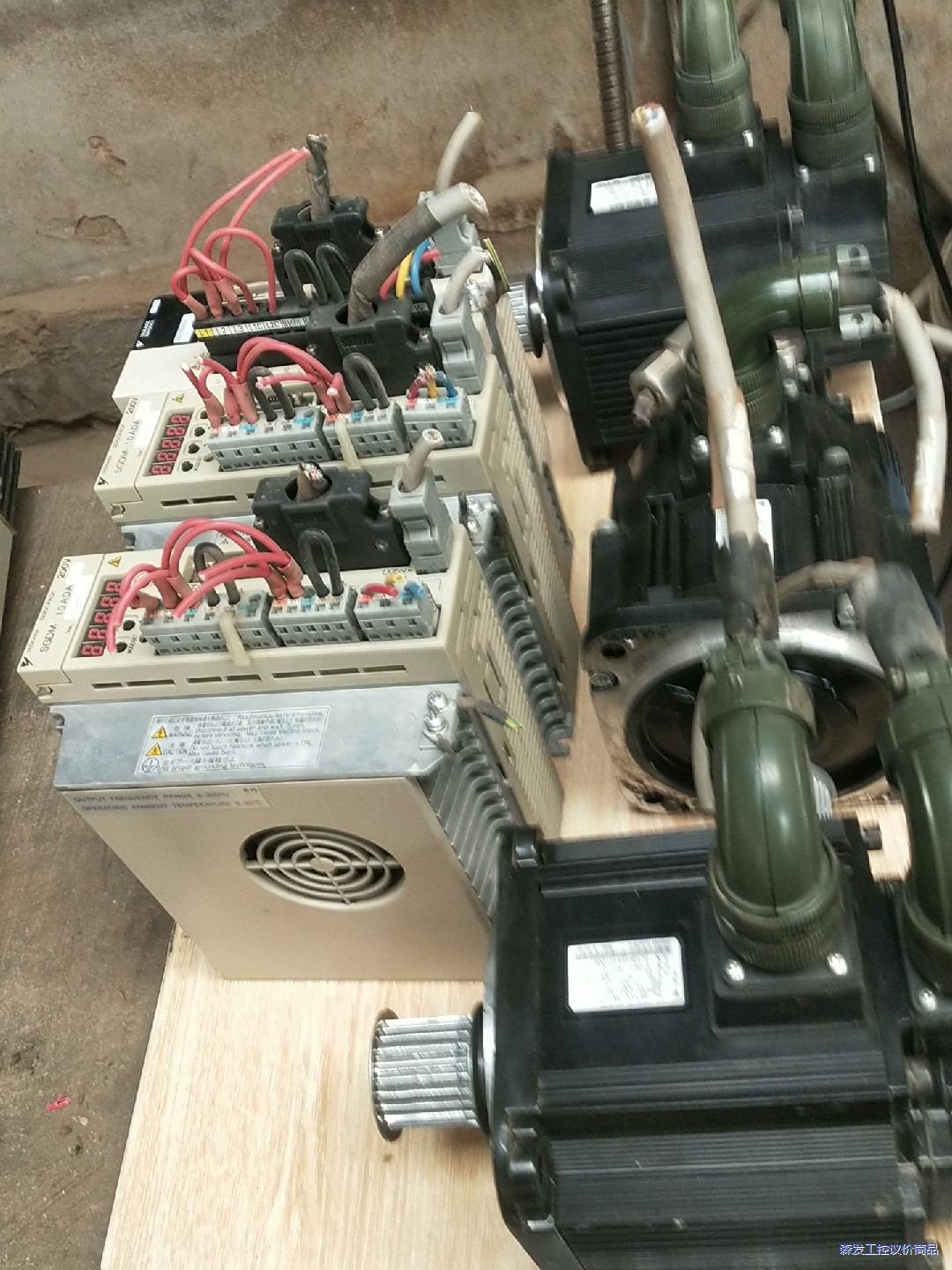 安川伺服电机三套，拆机原装，成色几乎全新，功率标牌上议价商品