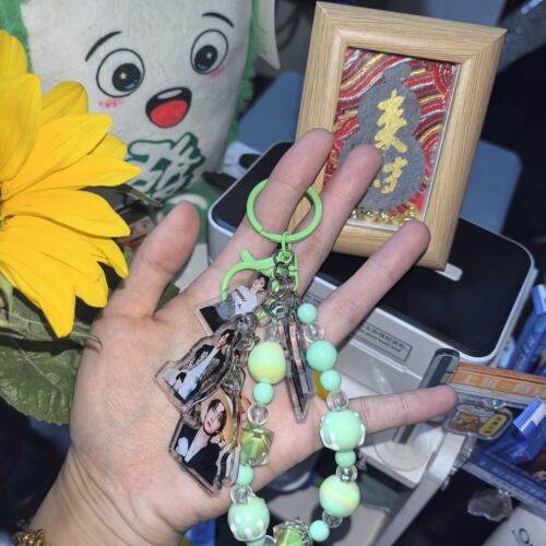钥匙链结串珠多巴胺【王一博】汽车钥匙链爱心手机挂链车载挂件in