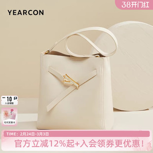 意尔康2026新款包包女款时尚设计感水桶包百搭通勤单肩斜挎包女士