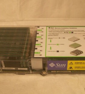 Sun Fire V890 CPU Memory Board Module 501-7305 2x US IV 1.35