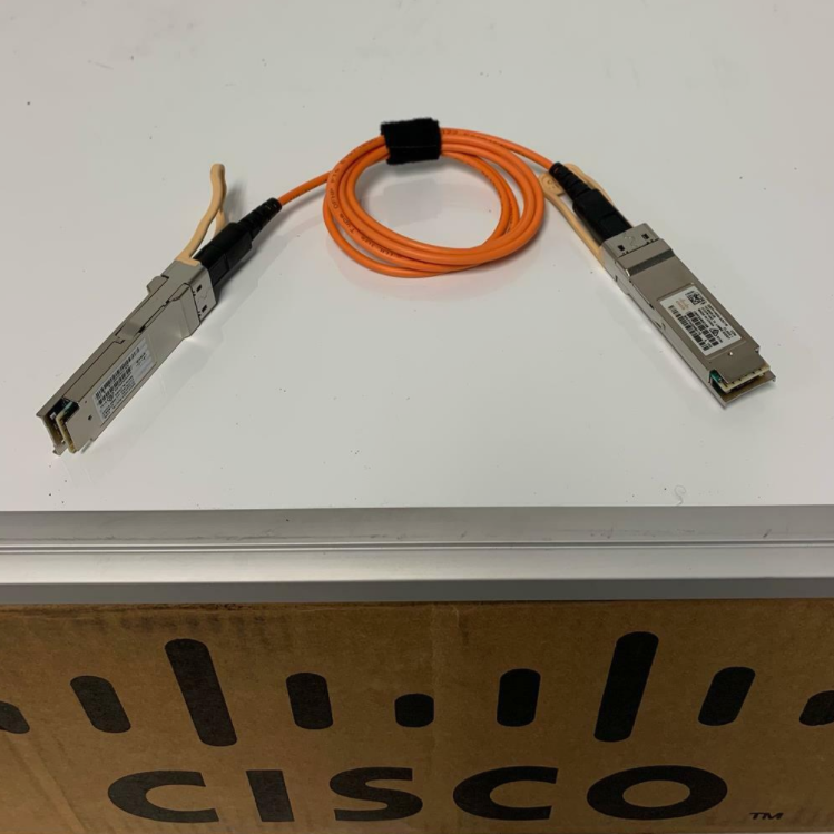 Cisco QSFP-H40G-AOC30M Ethernet Transceiver 40G QSFP Cable