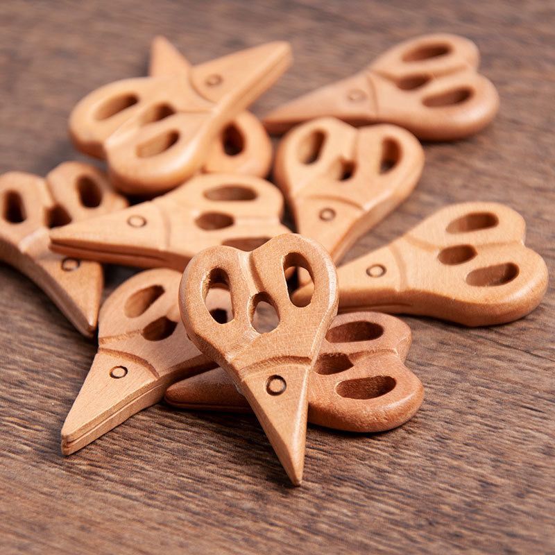 桃核雕刻小剪刀篦子梳子扫把挂件饰品儿童保平安DIY编织配饰剪刀