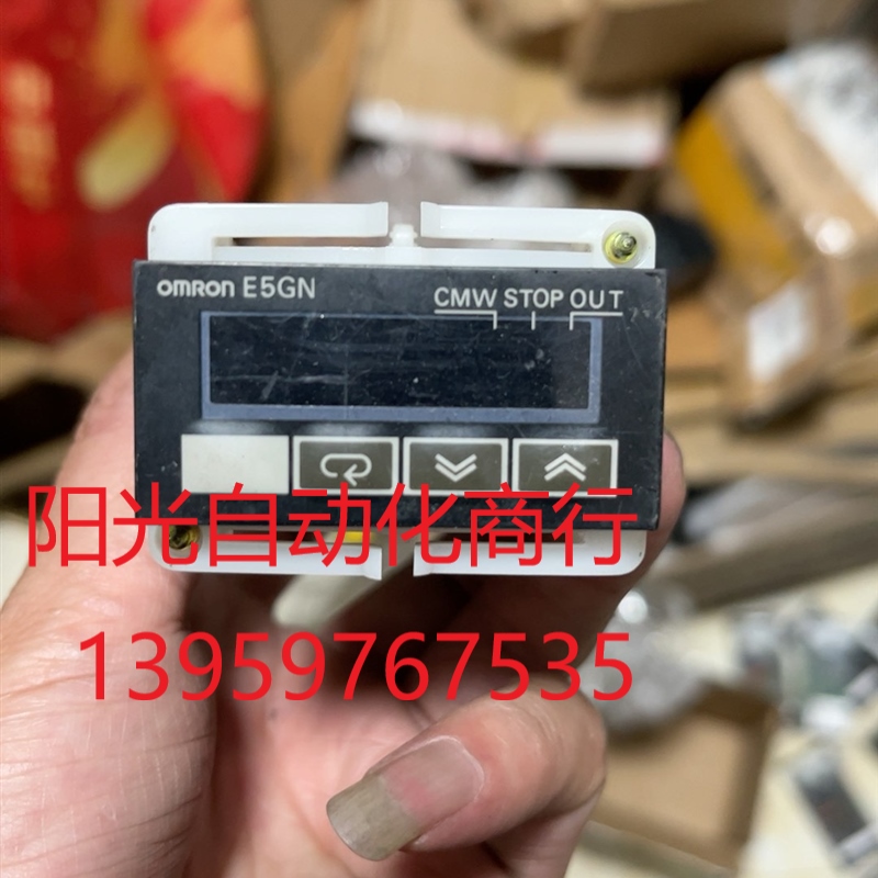 欧姆龙温控仪  E5GN-Q1TC