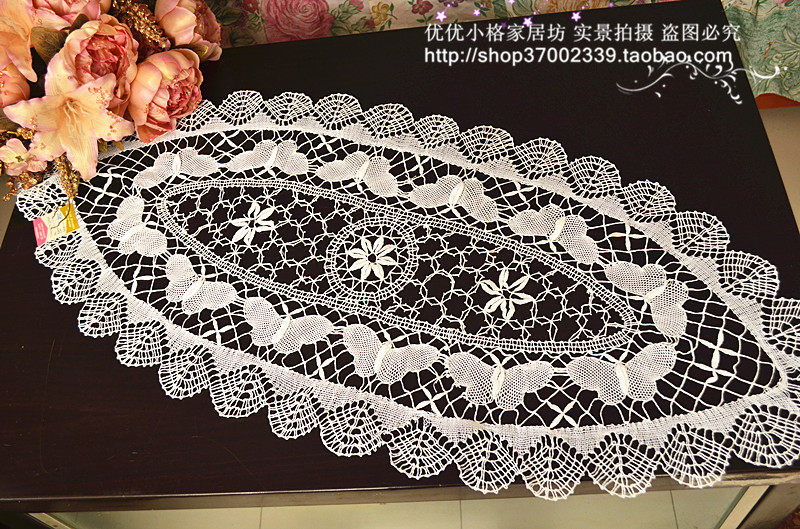 出口英国外贸原单白色细线手工棒槌花边蝴蝶款饰品垫桌旗万能盖巾