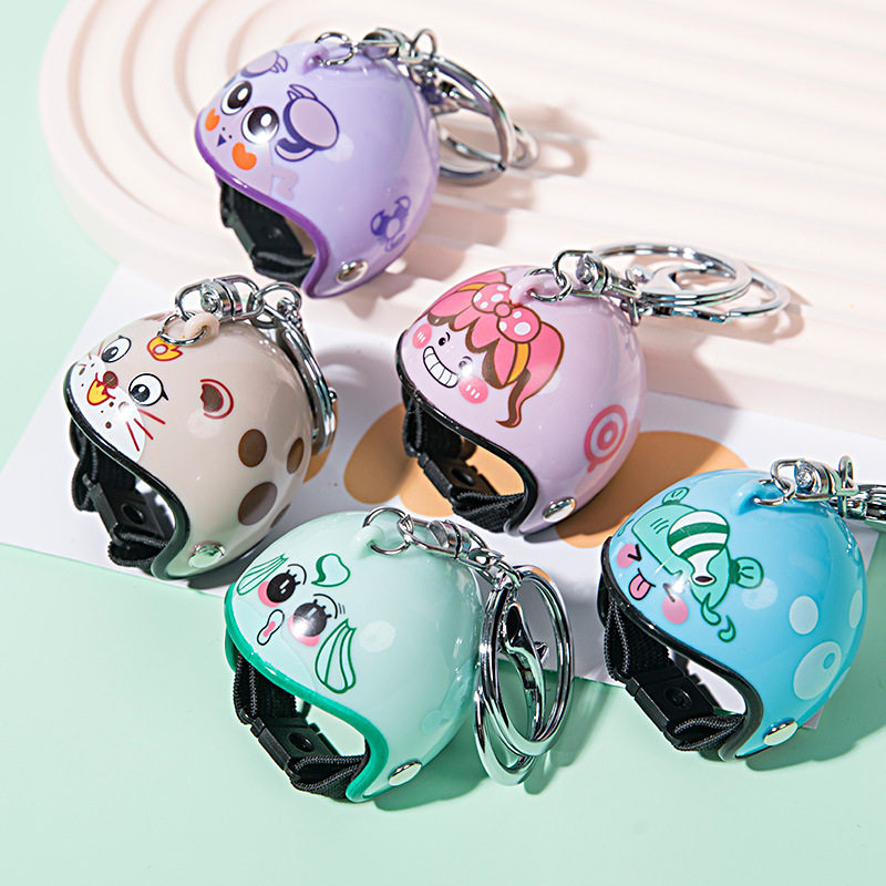 创意十二星座迷你头盔汽车钥匙扣挂饰卡通安全帽书包挂件跨境