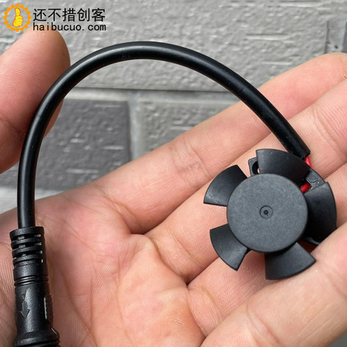 12V0.22A大风量散热器风量