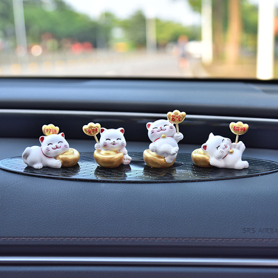 摇摆招财猫可爱车内摆件