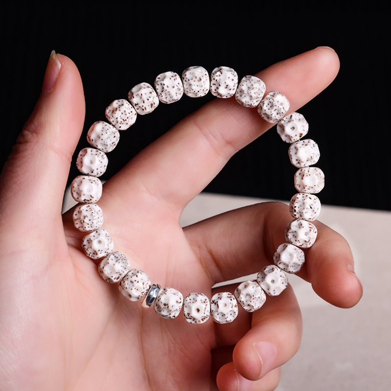 海南天然星月菩提雕刻无相陨石坑手串原生态绿皮石玉料顺白佛珠