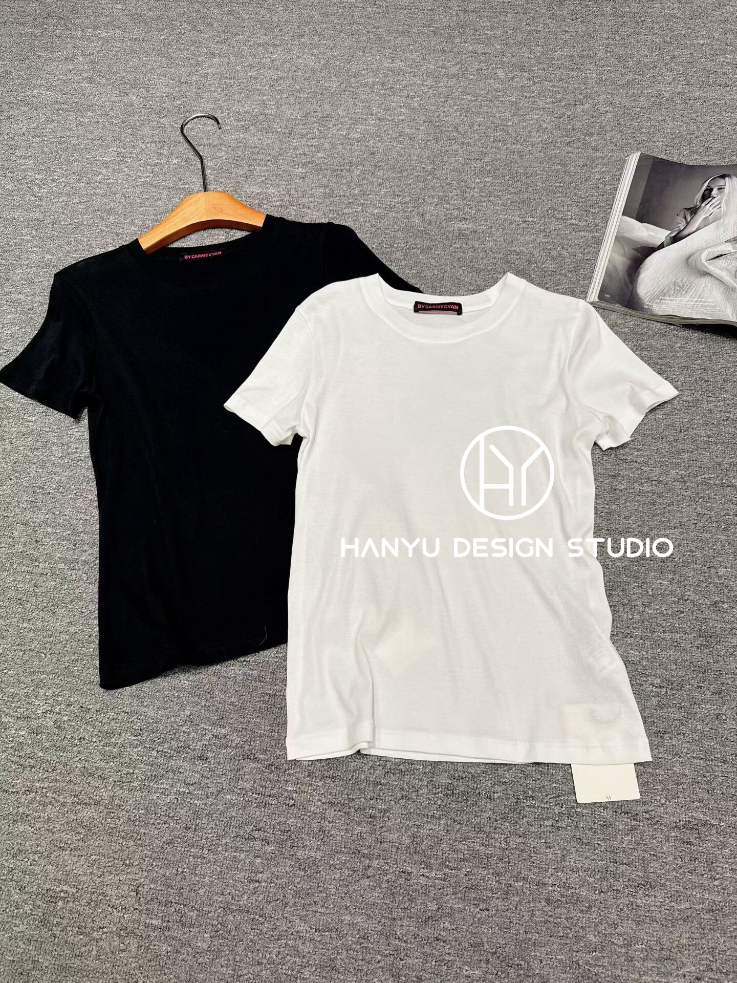 私信询价【韩钰DESIGN】2026夏季新款极简风万能搭显瘦短袖T桖女