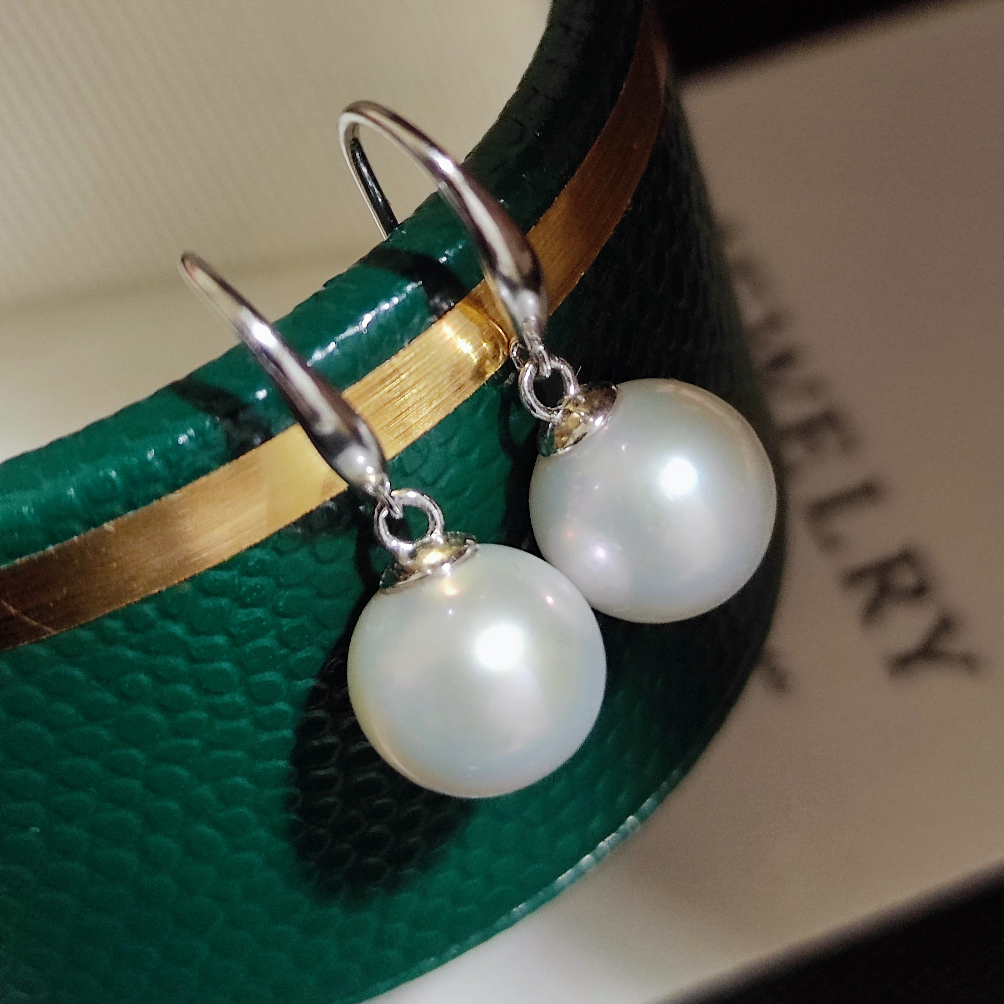 s925纯银真珍珠澳白色天然淡水9-10mm正圆耳饰简约高级感耳坠耳钩