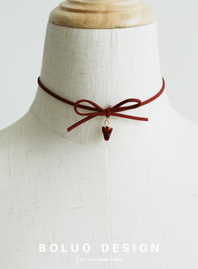 菠萝手作草莓蝴蝶结锁骨链