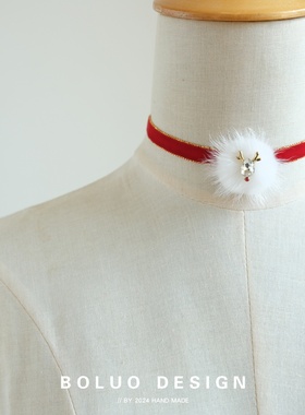 菠萝原创圣诞麋鹿毛球红丝绒项链