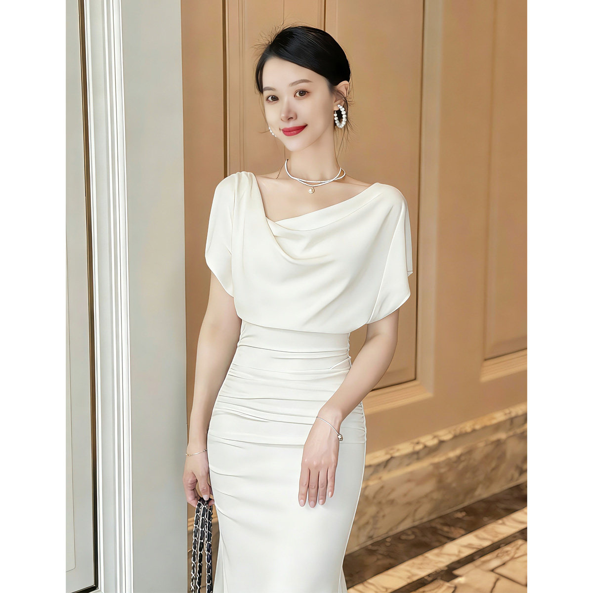 法式荡领短袖针织连衣裙女2026夏季新款气质修身显瘦包臀礼服长裙