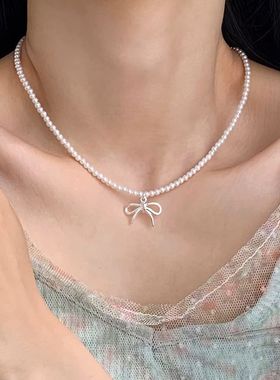 轻奢小众高级感气质施家珍珠项链蝴蝶结吊坠女2024新款锁骨链颈链