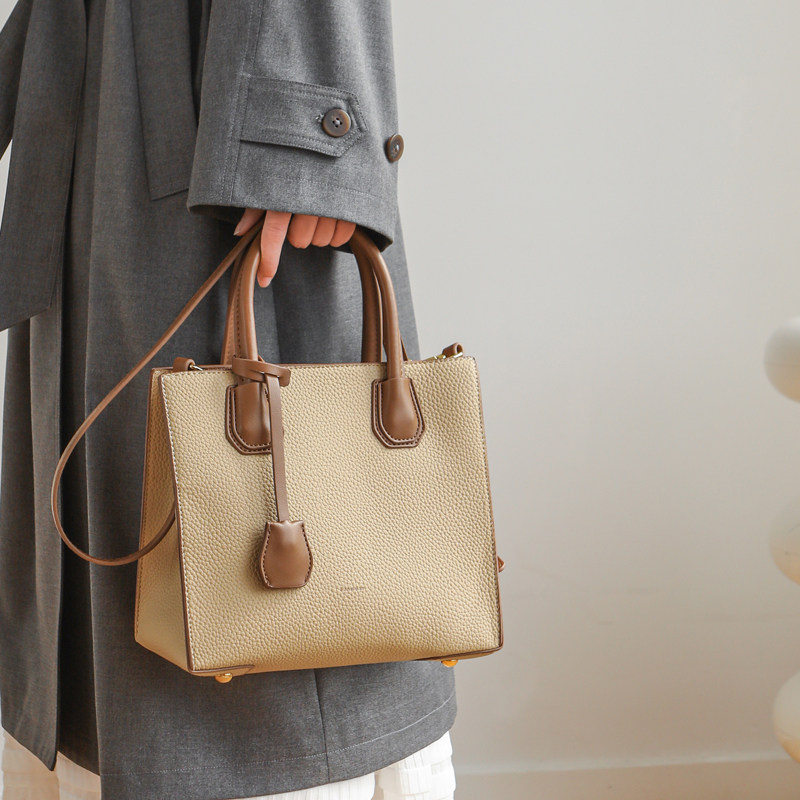 轻奢包包2025新款气质撞色单肩手提包通勤大容量手拎包时尚女士包,箱包皮具/热销女包/男包,通用款女包,淘宝优惠券,粉丝福利购,淘宝优惠卷