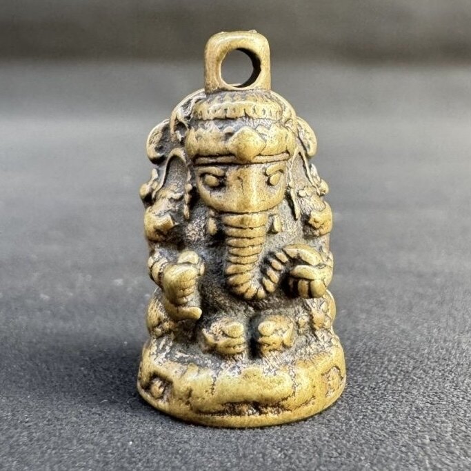 仿古古玩杂项收藏尼泊尔黄铜象神挂件吊坠侧挂文玩挂件
