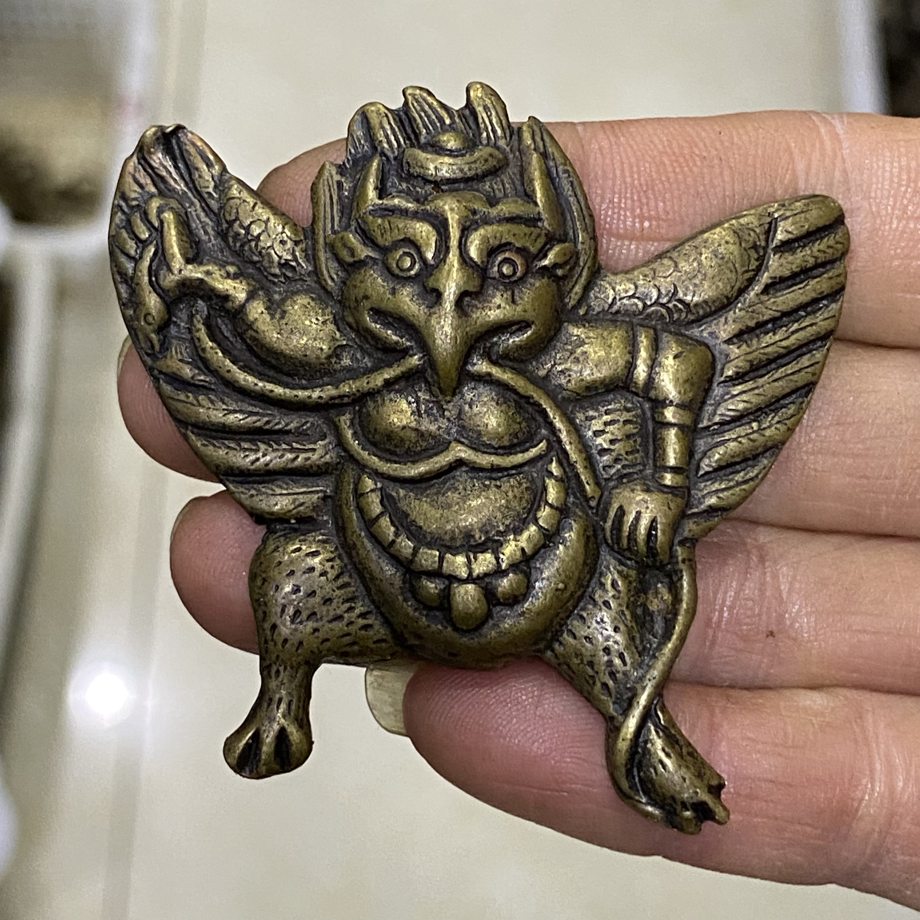 仿古古玩杂项收藏尼泊尔黄铜大鹏鸟挂件吊坠侧挂文玩挂件