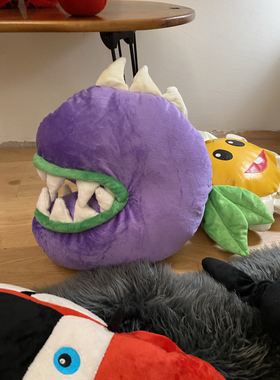 荷乐玩具heleworld植物大战僵尸玩偶食人花大嘴花2013年限量版